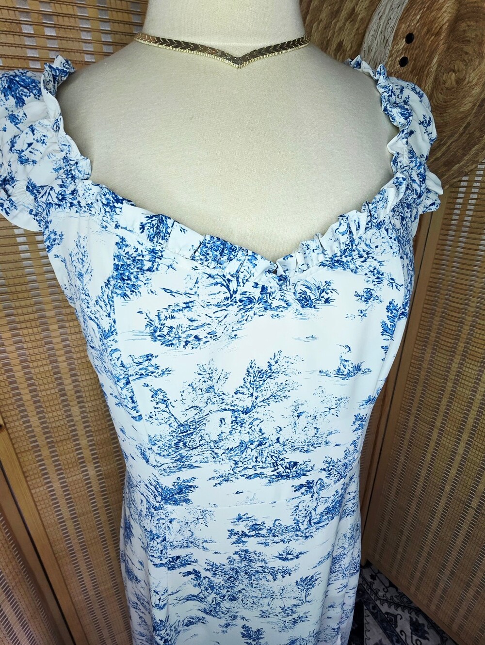 Blue And White Toile Flowy Maxi Dress with Ruffled Sweetheart Neckline, Size XL